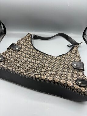 Nine West cloth handbag. Black tan & Gray geometric design